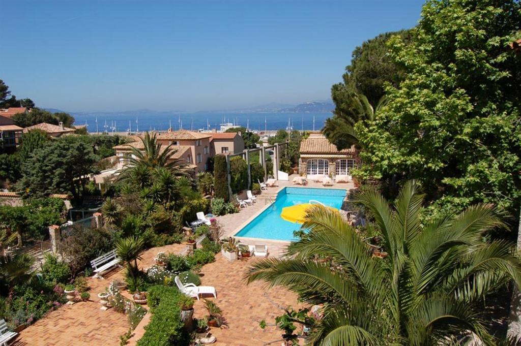 L' Escapade Hôtel&Restaurant Le Pradet Quarto foto